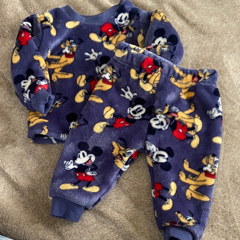 Mickey Mouse & Pluto Fleece Pajama Set - Navy, Red, Yellow